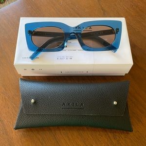 Akila Edra sunglasses pacific acetate / maple lens/ silver hardware